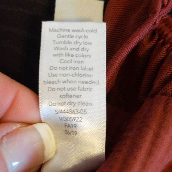 Athleta Bakasana racerback tank top, mauve dusty rose, sheer vents, XS - Picture 8 of 8
